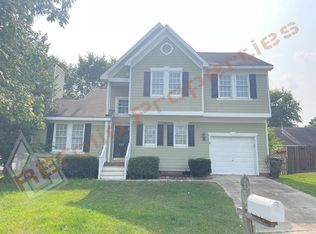 537 Mountain Lake Dr, Raleigh, NC 27610