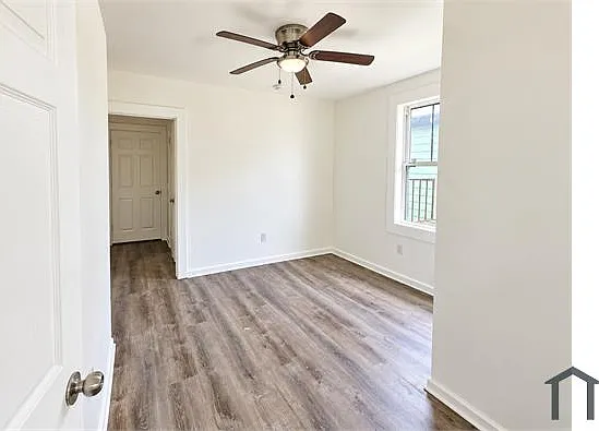 2 bed, $1,300 — Photo 4