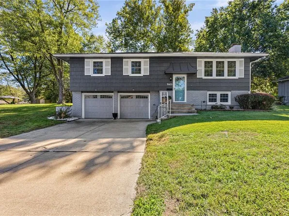 9405 E 84th St, Raytown, MO 64138