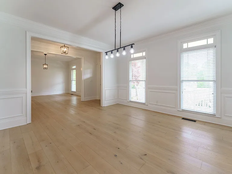 214 Chandler Walk — Photo 9