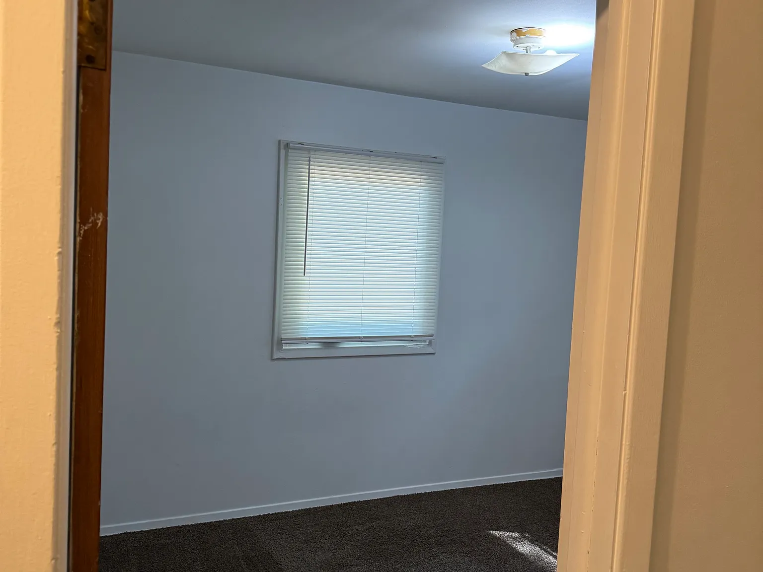 3 bed, 864 sqft, $1,000 — Photo 4