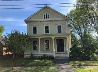 39 Lyman Rd, Northampton, MA 01060
