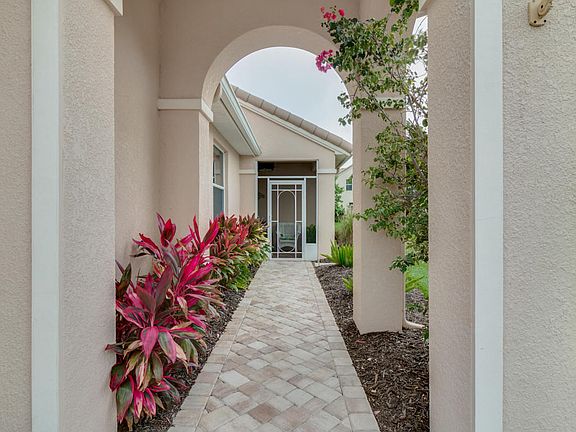 3rd image of 8089 Kingswood Way