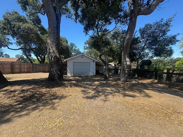 8800 Atascadero Ave — Photo 20