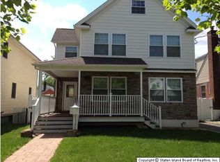 122 Collfield Ave, Staten Island, NY