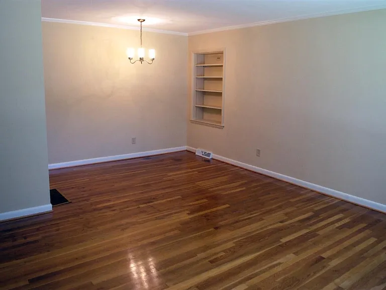 1705 Hatteras Dr — Photo 2