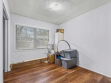 625 Edgecliff Dr — Photo 10