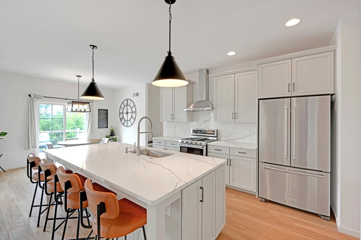 18-Kitchen