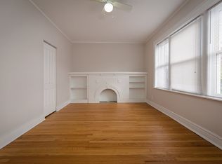 1422 W Devon Ave #2E, Chicago, IL 60660