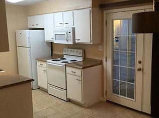 1612 Eagle Lake Rd, Sealy, TX 77474