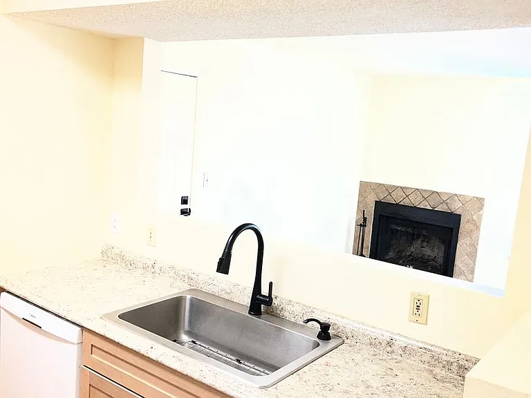 2501 W Zia Rd #3-205 — Photo 9