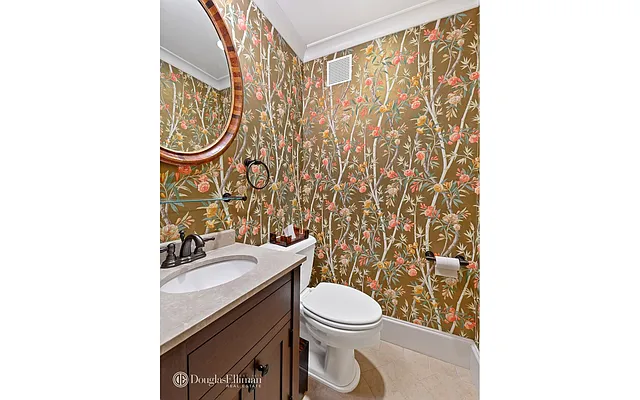 Sold by Douglas Elliman | media 18