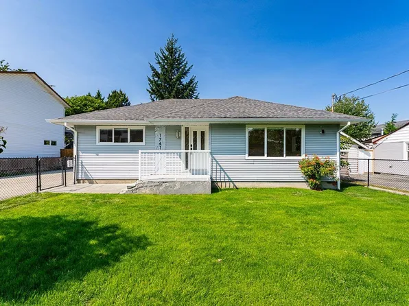 1741 Salisbury Ave, Pt Coquitlam, BC V3B 1X6