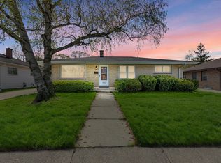 1516 Orchard St, Racine, WI 53405