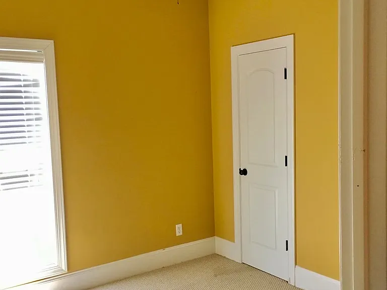 233 Forest Glen Dr — Photo 8