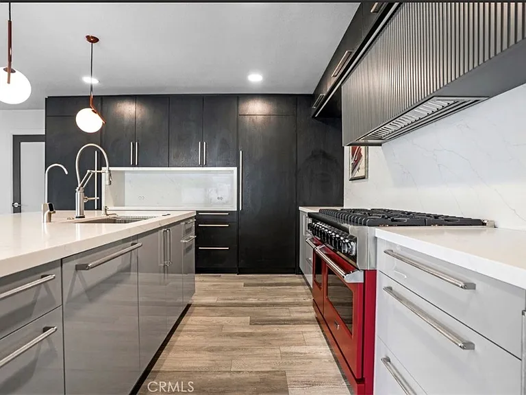 24050 Canyon Lake Dr N — Photo 10
