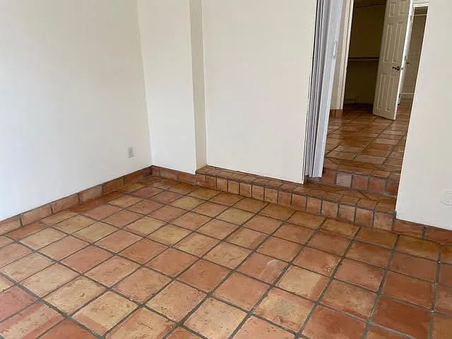 15 E Sabrosa Dr — Photo 11