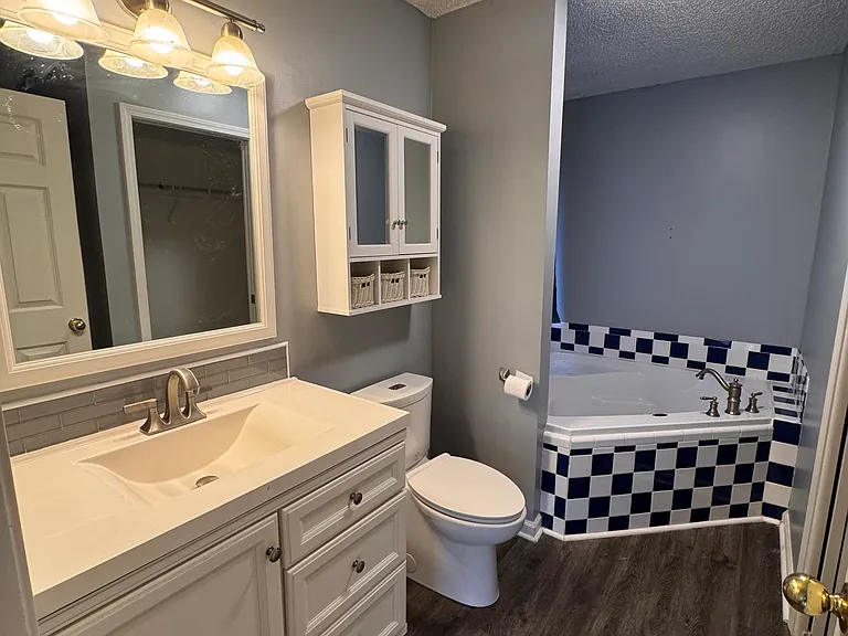 314 McQueen Cir — Photo 8