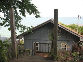 170 Lake Bluff Rd, Rochester, NY 14622