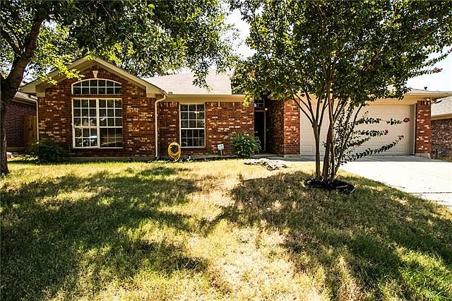 1st image of 614 Joy Ln