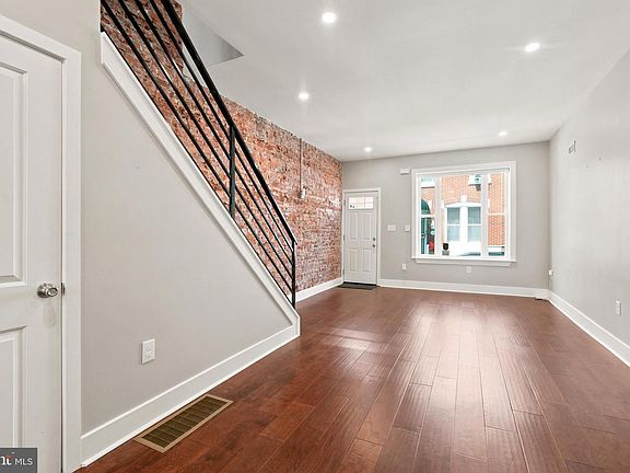 5th image of 2513 S Clarion St