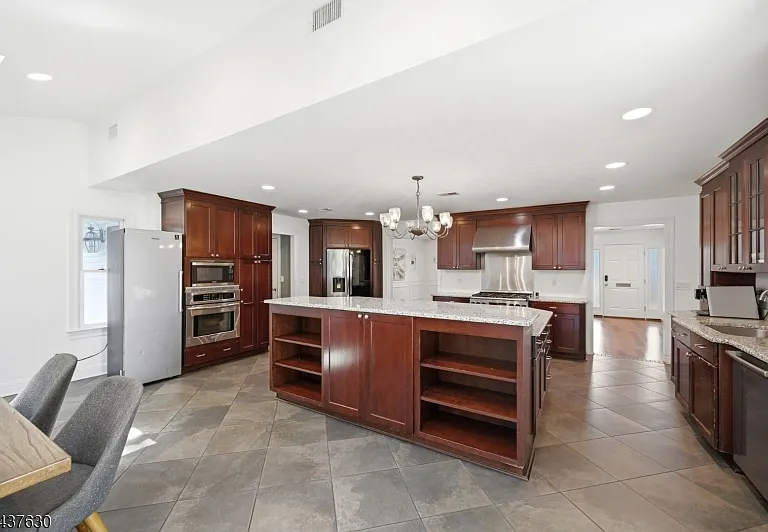 100 Kimball Ave — Photo 12
