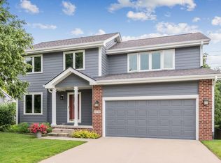 6230 Dakota Dr, West Des Moines, IA 50266
