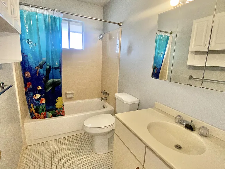 315 Bream Ave #203 — Photo 8