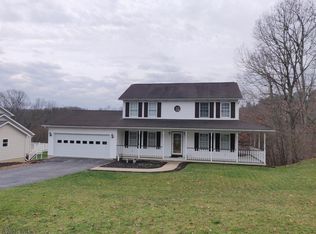 117 Schell Run Ln, Tyrone, PA 16686