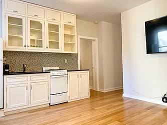 Rented by Real Broker NY LLC