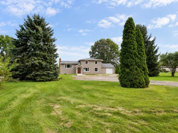 11050 McKinley Hwy, Osceola, IN 46561