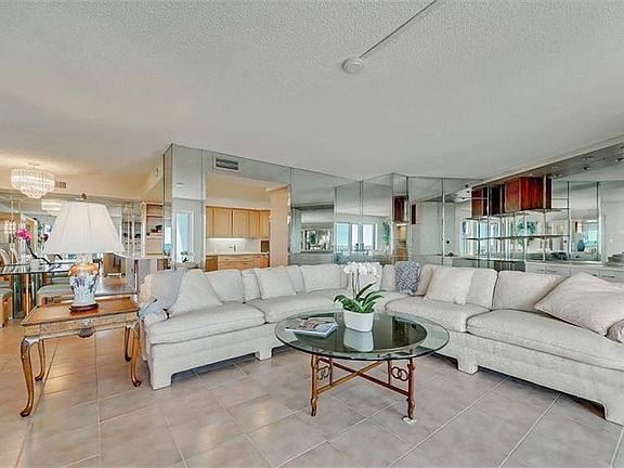 5th image of 1 Benjamin Franklin Dr APT 72