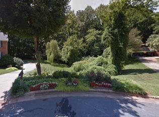 3130 Turkey Hill Ct, Winston Salem, NC 27106