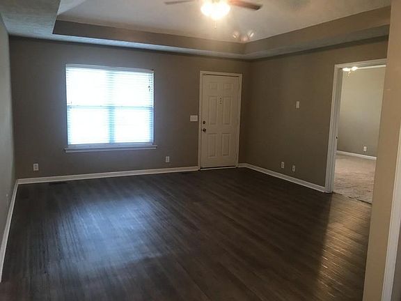 2nd image of 157 Clearidge Dr