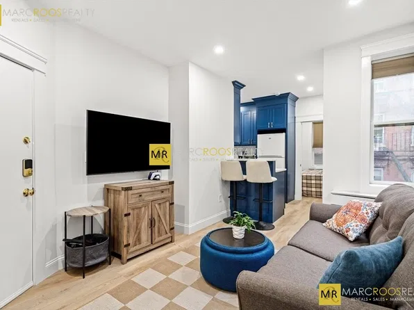 34 Irving St #4, Boston, MA 02114