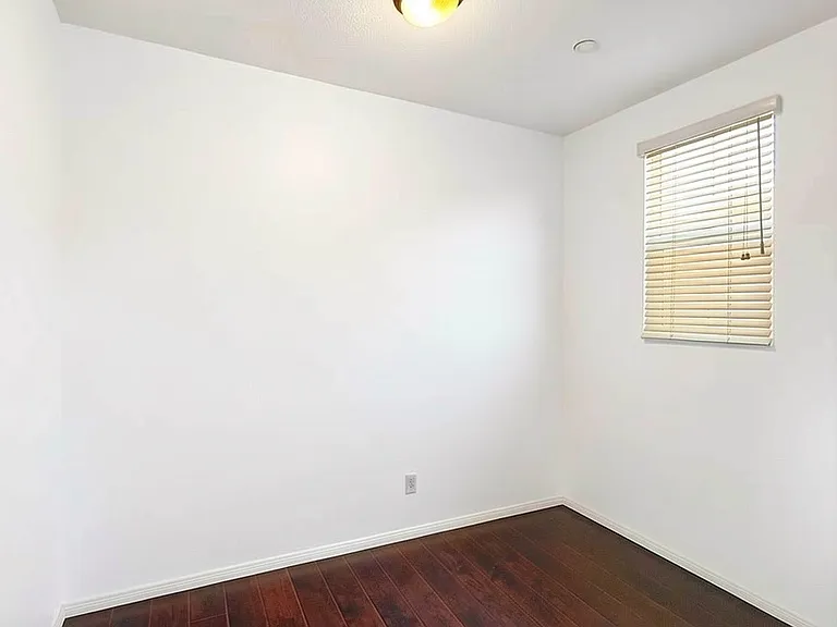 722 Castaway Cv — Photo 12