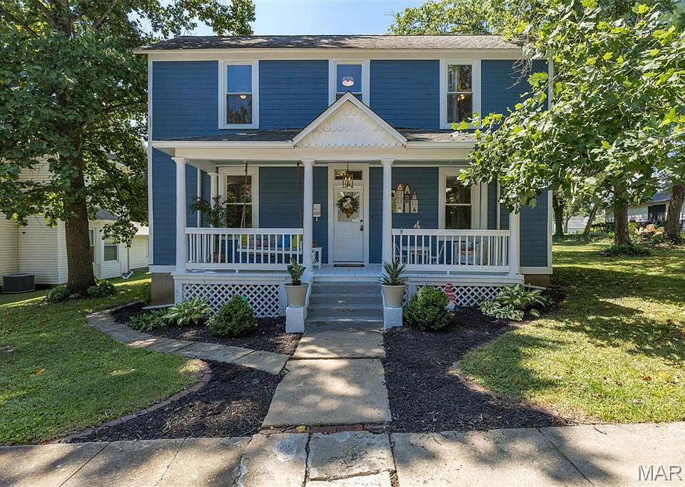 1st image of 409 A St