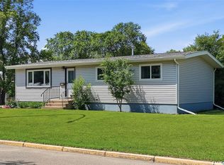 1397 7th St E, Prince Albert, SK S6V0V2