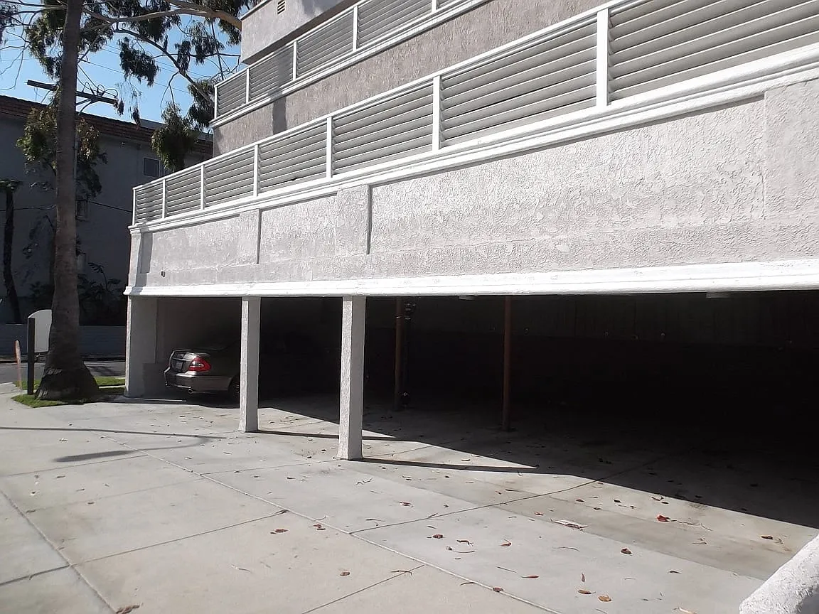 Woodruff Apartments — Photo 3