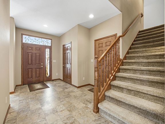 3rd image of 3636 Cypress Ln S
