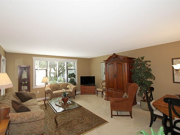 3rd image of 22236 SE 42nd Ln