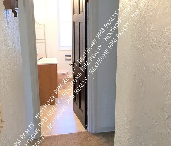 1851 Capital Ave #2 — Photo 9