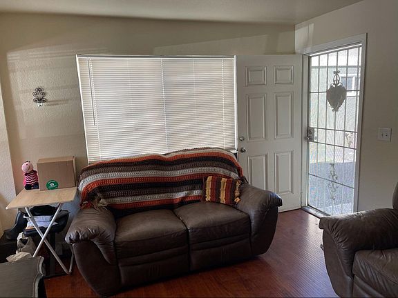 5th image of 818 Jeanne Ave