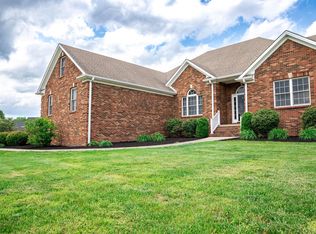 207 Lee Oak Cir, Harrodsburg, KY 40330
