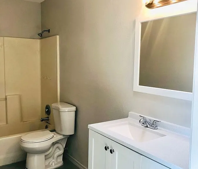1617 N Bryant Ave — Photo 11