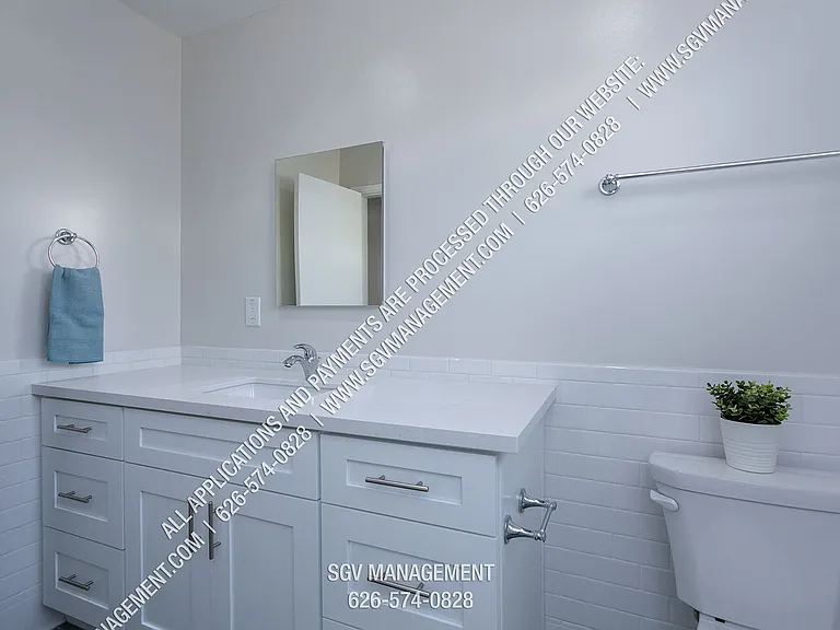 liv209 — Photo 16