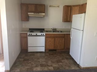 Stokes Manor - 55+ Community, Waterloo, IA 50703