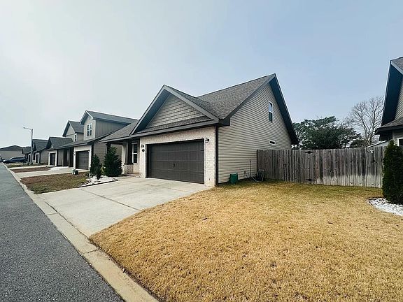 3rd image of 2275 Hadleigh Hills Ct