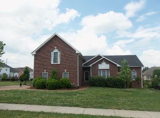 128 Myrtlewood Ln, Hendersonville, TN 37075