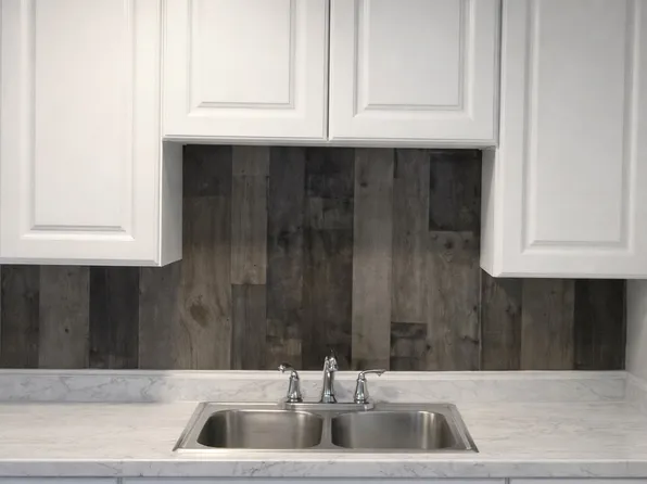 11 Putnam Hts #1W, Hartford, CT 06106